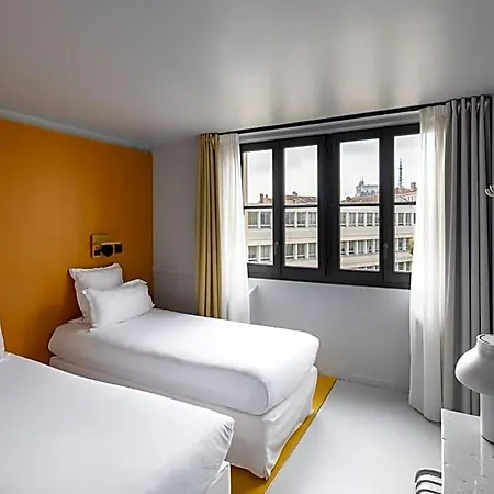 Hotel The People