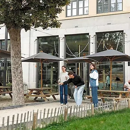 The People Hotel 2*