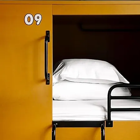 Hostel The People