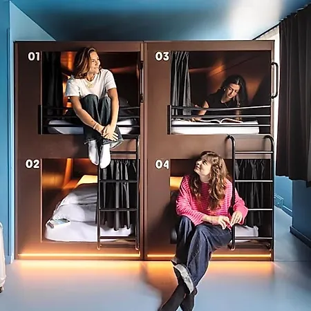 Hotel The People 2*